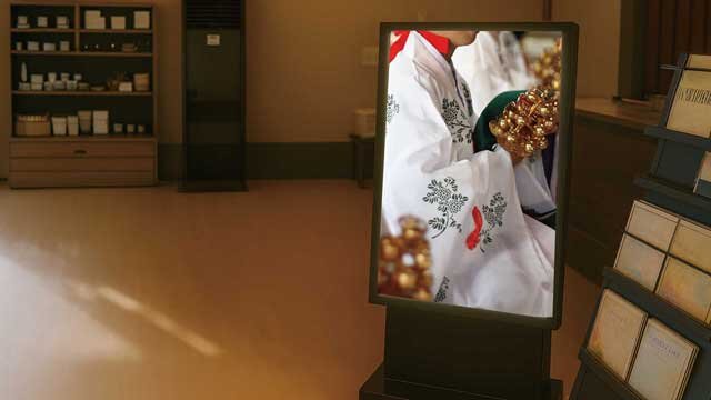 参拝体験の価値を高める動画を交えた放映によりアイキャッチ効果