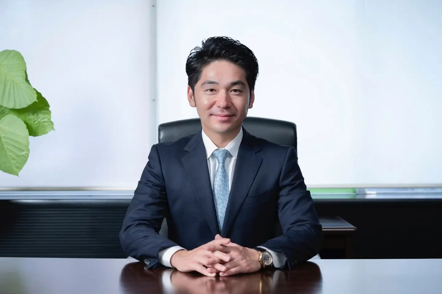 株式会社晃和ディスプレイ 代表取締役社長　新穂公祥